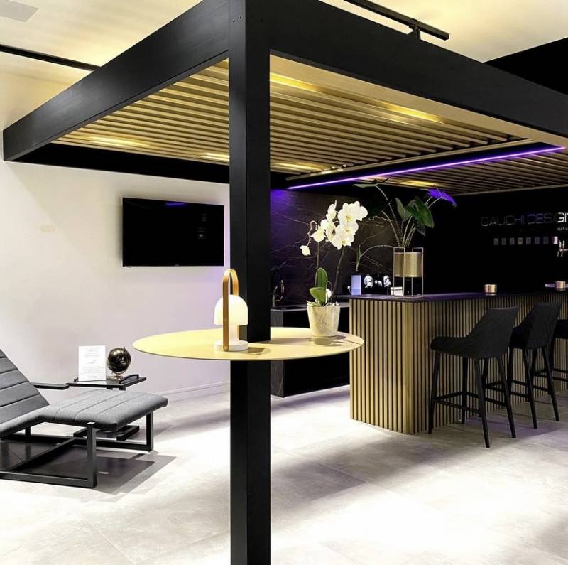 Cauchi Design -  Trouver une entreprise pour l'installation professionnelle de pergola avec rideau de verre coulissant à Aix-en-Provence 13100