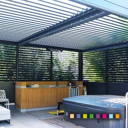 Cauchi Design -  Trouver une entreprise pour l'installation professionnelle de pergola avec rideau de verre coulissant à Cassis 13260