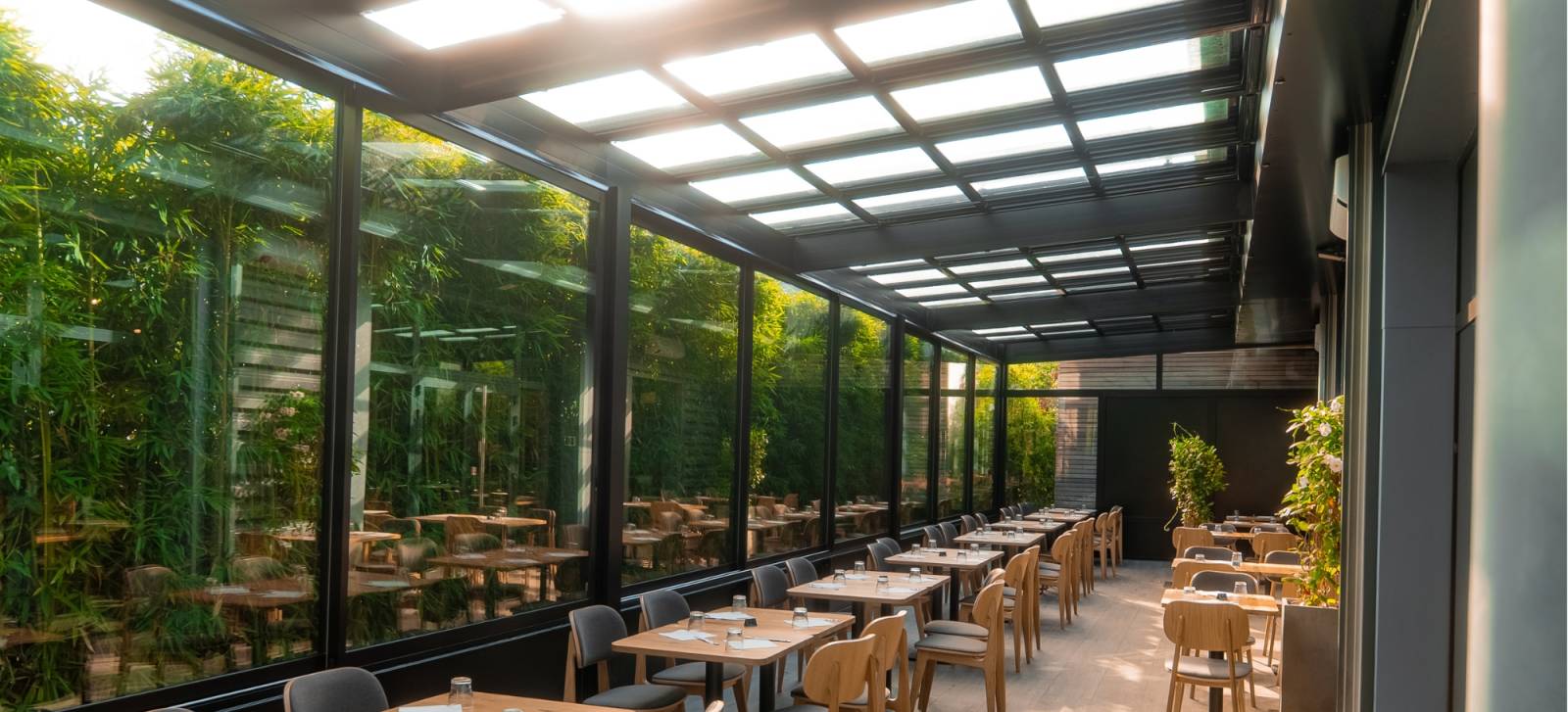 toiture vitrée ouvrante restaurant marseille