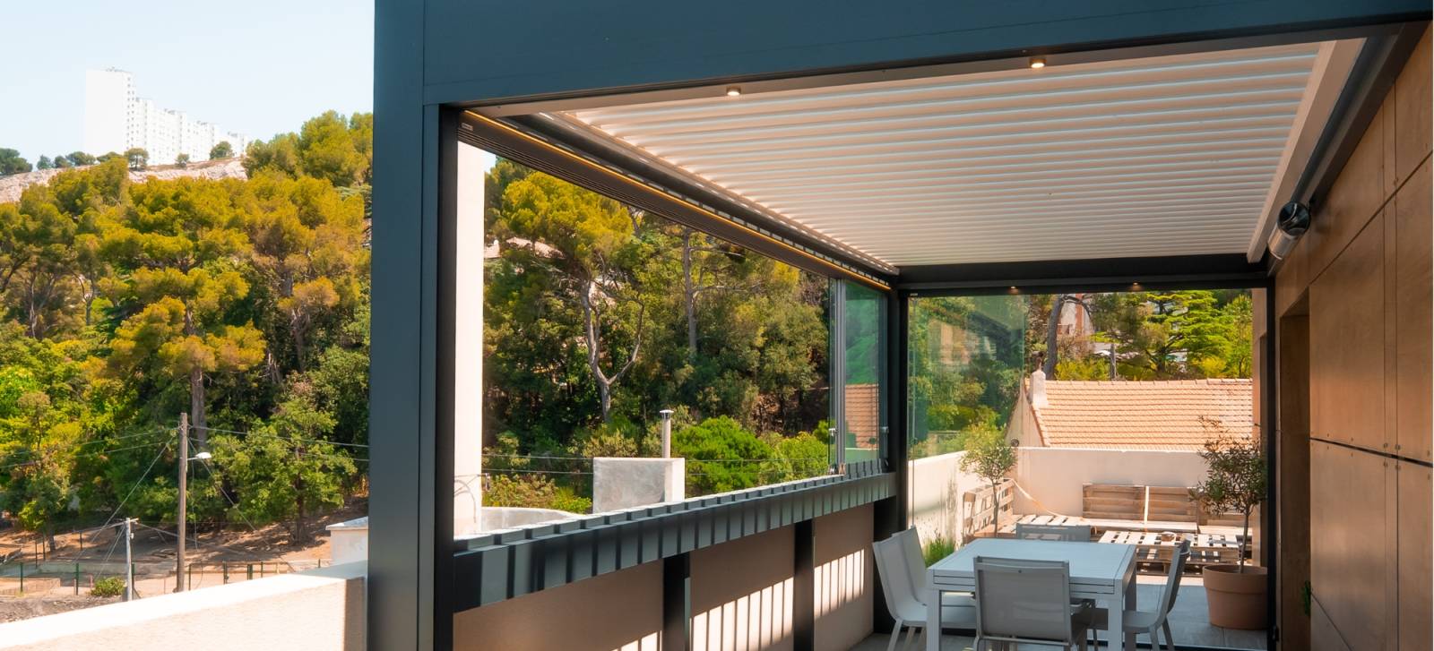 pergola avec vitrage marseille