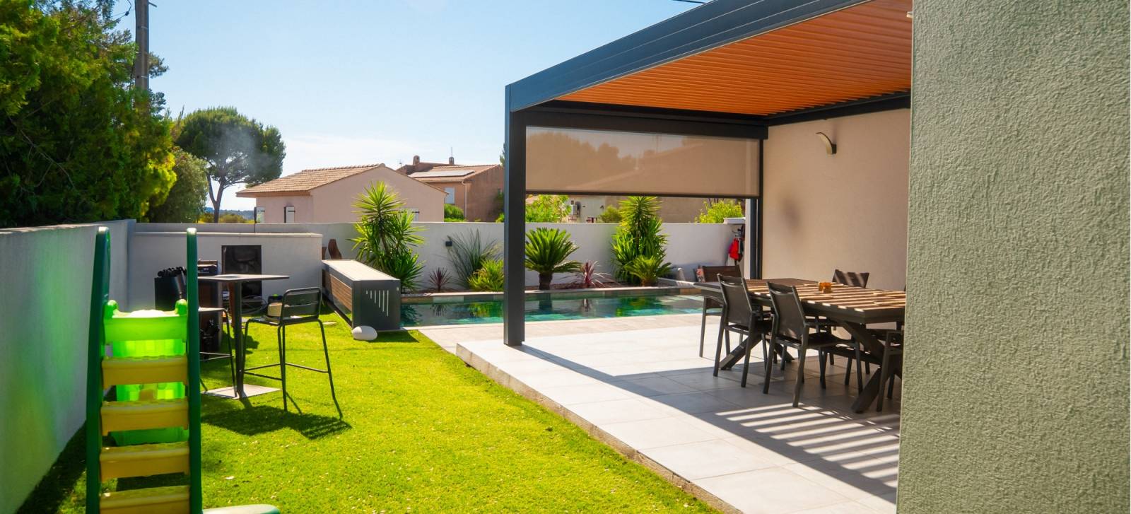 pergola lames bois saint zacharie