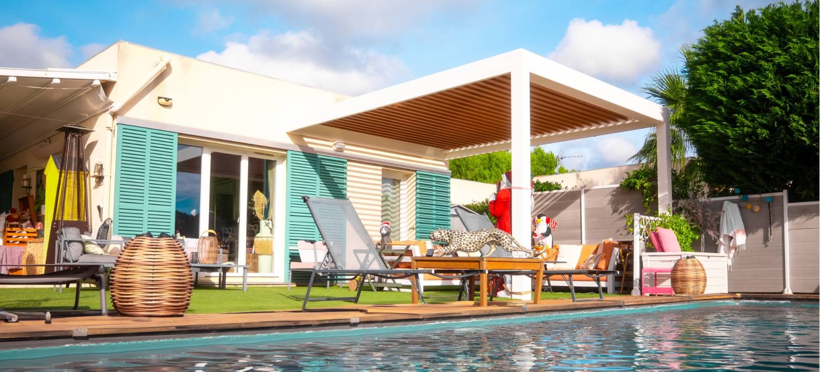 pergola accolée maison cassis