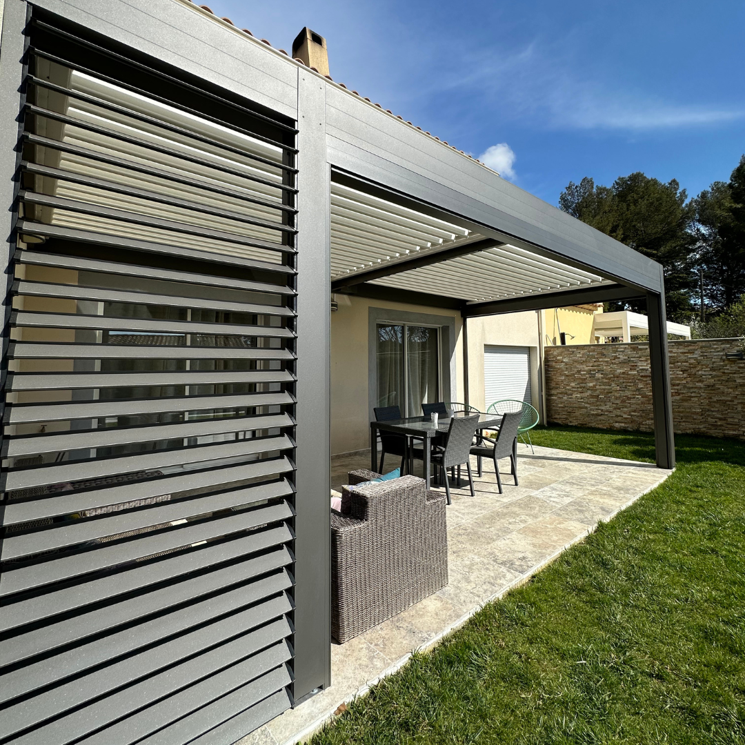 Brise soleil orientables pergola bioclimatique 