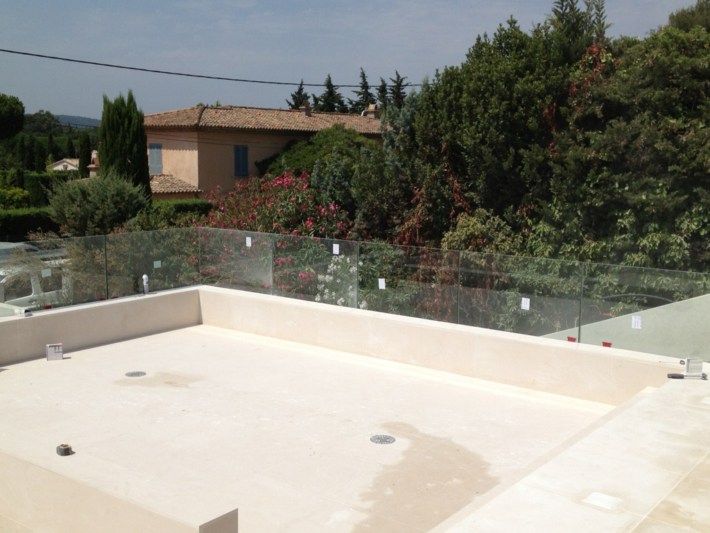 GARDES CORPS VERRE AVIGNON