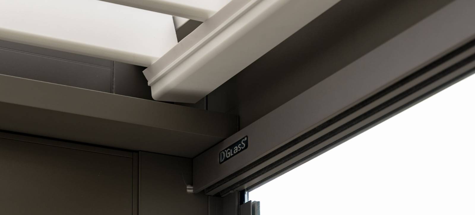 Comment nettoyer ma pergola à Aubagne 