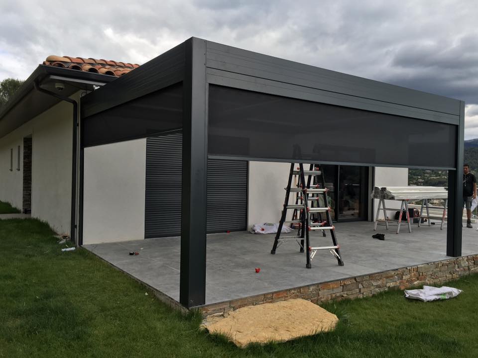 STORES PERGOLA BIOCLIMATIQUE