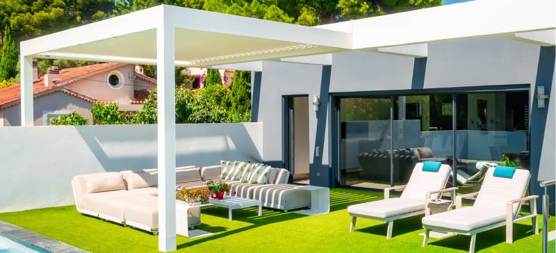pergola bioclimatique blanche cassis