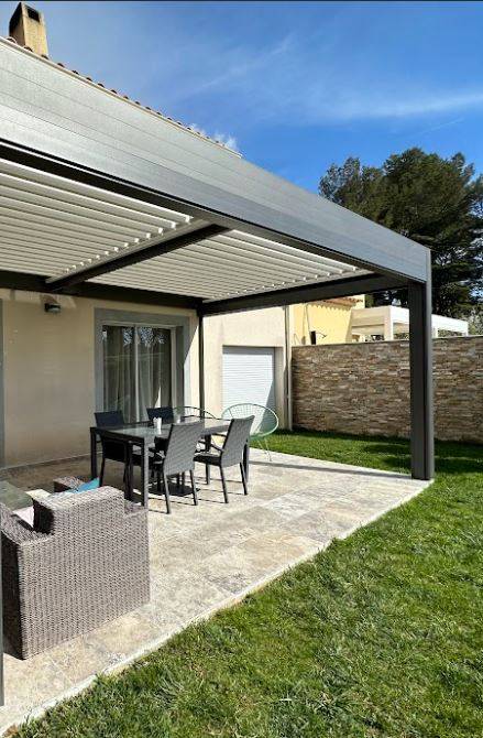 La pergola bioclimatique Cauchi Design augmente-t-elle la taxe foncière ? Informations et conseils pour les propriétaires à Aubagne