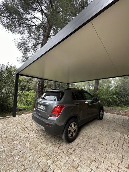Quel est le prix moyen d’un carport en aluminium à Aix-en-Provence ?