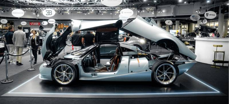 pagani carspot cauchi design