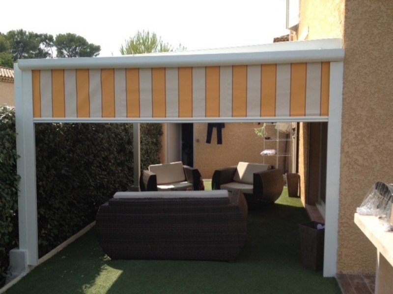 Store conducteur extérieur