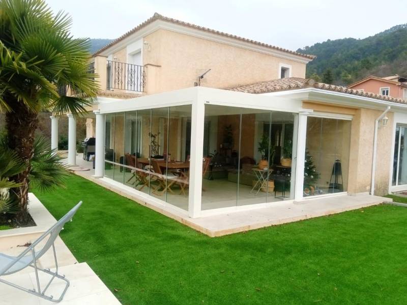 Conception de pergolas et de carports  La Ciotat 13600